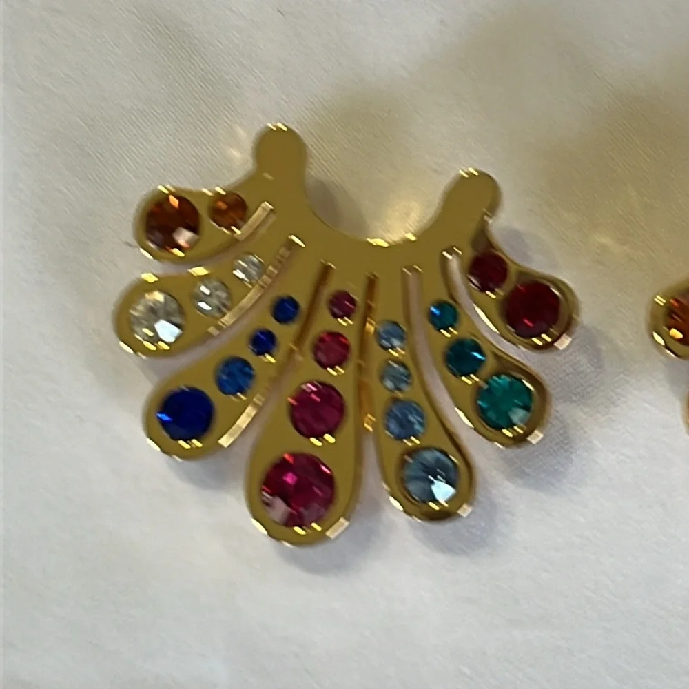 Lele Sadoughi Crystal Button Earrings Clip On in Glass Rainbow 14K Gold NWT